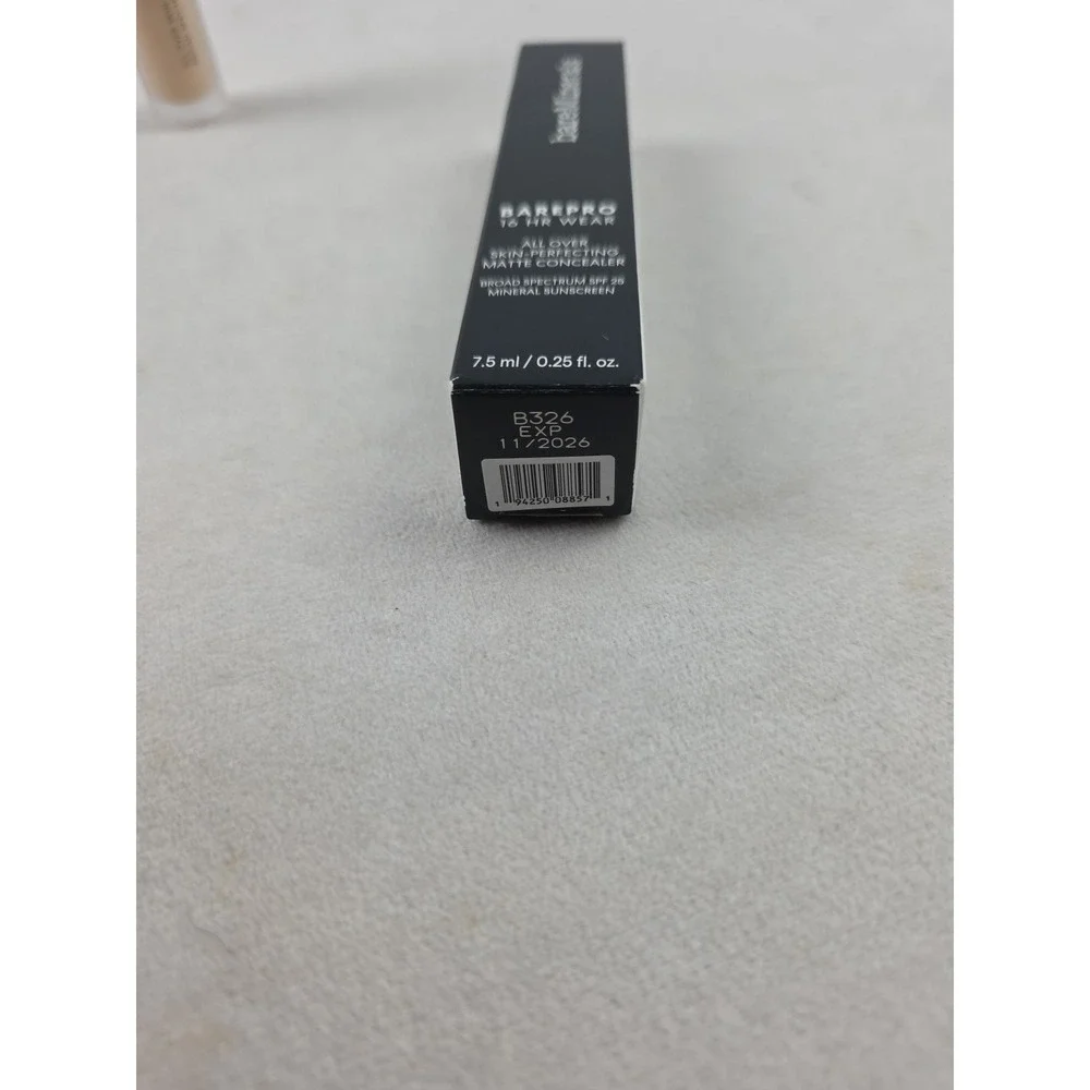 bareMinerals BAREPRO 16HR All Over Skin-Perfecting Matte Concealer Mineral SPF25